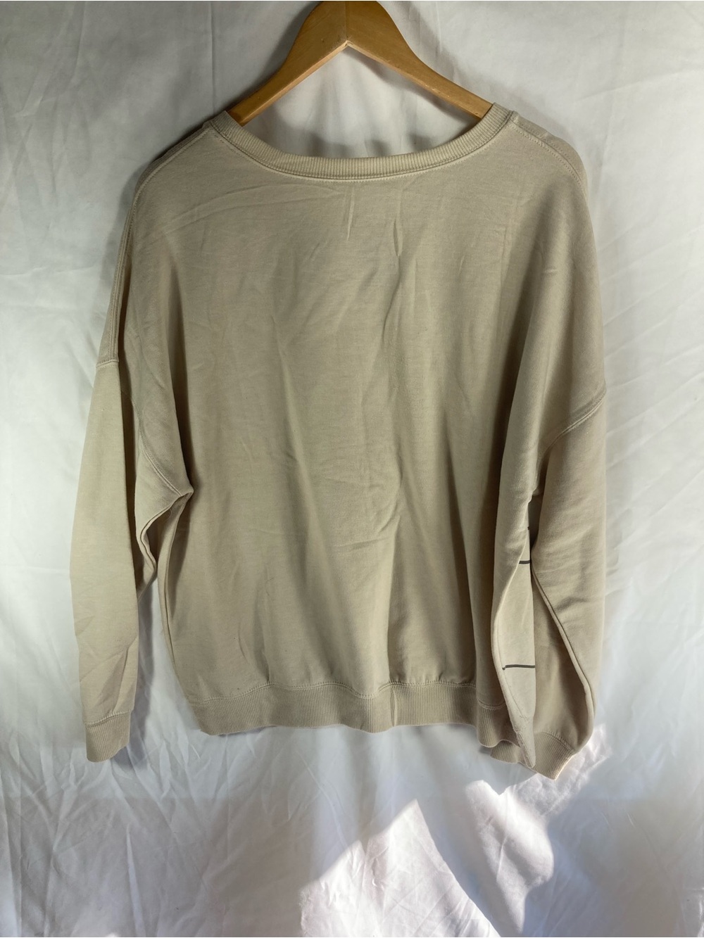 Disney Beige Mickey Outline Crewneck off the shoulder Sweatshirt xL - Picture 10 of 13